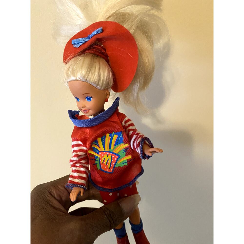 Vintage 1993 McDonald's Happy Meal Stacie - Barbie - Picture 2 of 4